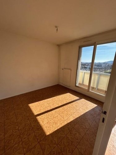 Viager appartement Clermont-Ferrand 63000 Puy-de-Dôme 73 m2 5 pièces 25000 euros