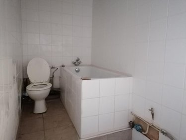 Immeuble a vendre Descartes 37160 Indre-et-Loire 183 m2  84000 euros