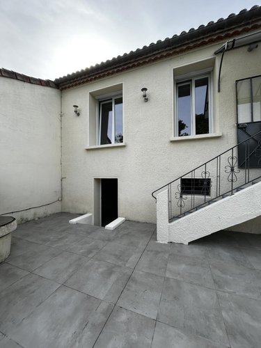 Maison a vendre Saintes 17100 Charente-Maritime 57 m2 3 pièces 178364 euros