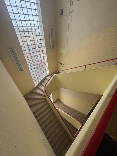 Immeuble a vendre Laon 02000 Aisne 1900 m2  480000 euros