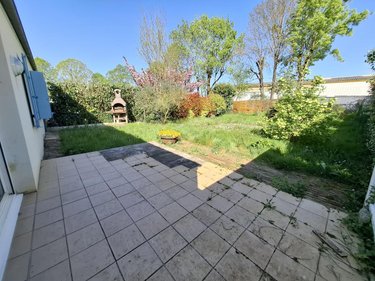 Maison a vendre Saintes 17100 Charente-Maritime 103 m2 4 pièces 251808 euros