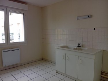 Location appartement Reims 51100 Marne 56 m2 2 pièces 715 euros