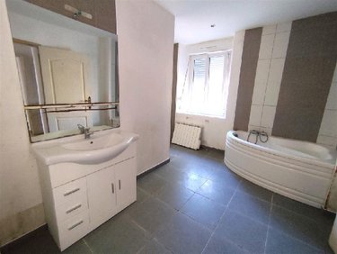 Maison a vendre Neufmaison 08460 Ardennes 270 m2 6 pièces 101300 euros