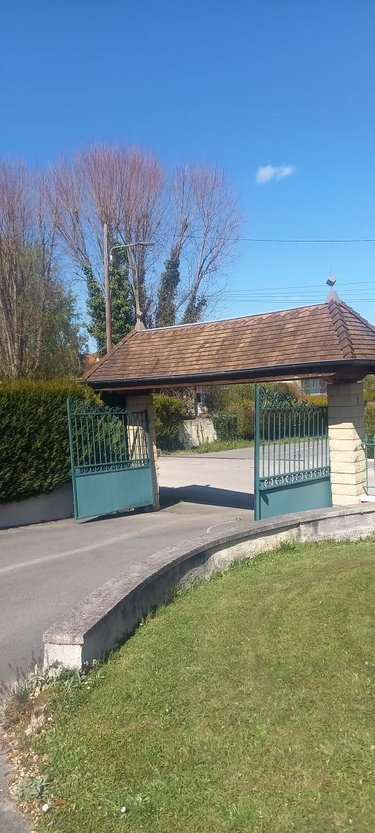 Maison a vendre Geneuille 25870 Doubs 180 m2  396000 euros