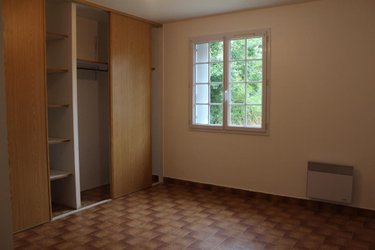 Location maison Méral 53230 Mayenne 83 m2 5 pièces 530 euros