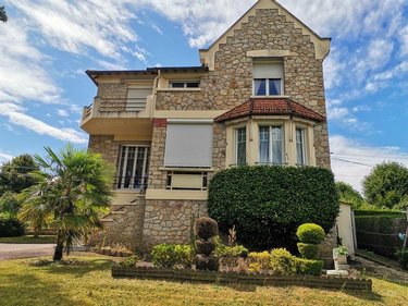 Maison a vendre Bagnoles-de-l'Orne-Normandie 61140 Orne 150 m2 7 pièces 310880 euros