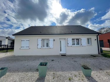 Location maison Naveil 41100 Loir-et-Cher 80 m2 4 pièces 780 euros
