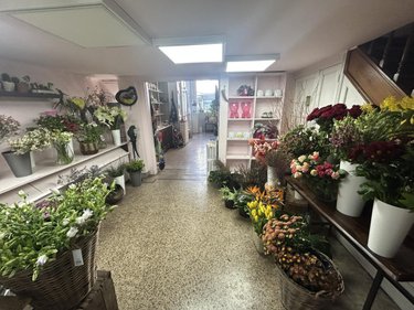Location fonds et murs commerciaux Cambrai 59400 Nord 150 m2  2273 euros