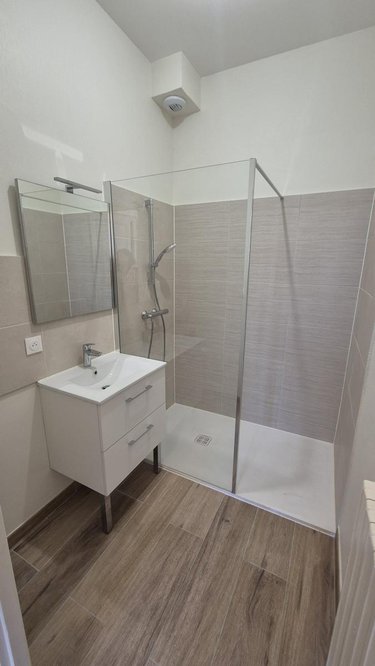 Location maison Neuville-sur-Sarthe 72190 Sarthe 161 m2  1555 euros