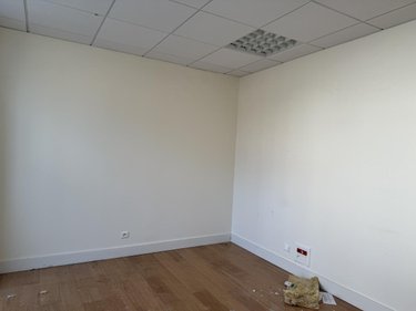 Immeuble a vendre Le May-sur-Èvre 49122 Maine-et-Loire 250 m2  83840 euros