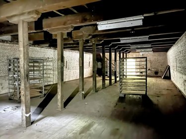 Fonds et murs commerciaux a vendre Arras 62000 Pas-de-Calais 400 m2  260000 euros