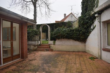 Immeuble a vendre Ardres 62610 Pas-de-Calais 390 m2  405540 euros