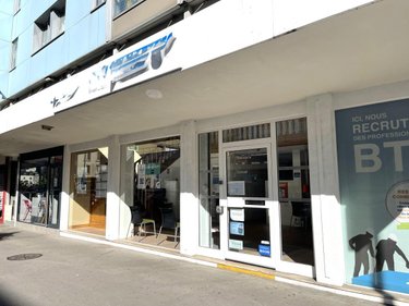 Fonds et murs commerciaux a vendre Cherbourg-en-Cotentin 50100 Manche 157 m2  275000 euros