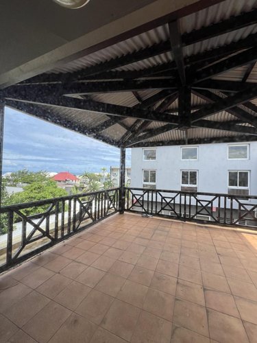 Immeuble a vendre Saint-Pierre 97410 Réunion 878 m2  2450000 euros