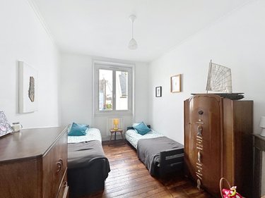 Immeuble a vendre Riantec 56670 Morbihan 183 m2  374400 euros