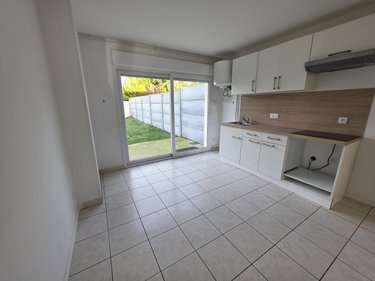 Location maison Neuville-Saint-Rémy 59554 Nord 74 m2  720 euros