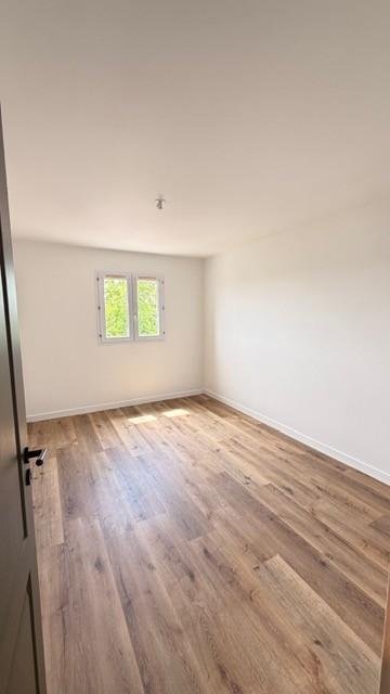 Location maison Château-Gontier-sur-Mayenne 53200 Mayenne 101 m2 6 pièces 830 euros