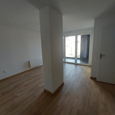 Location appartement Reims 51100 Marne 41 m2 1 pièce 620 euros