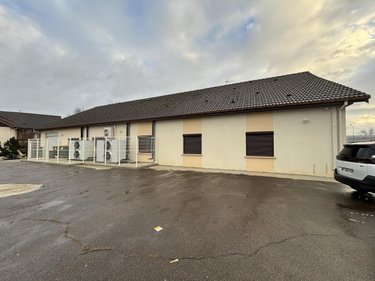 Fonds et murs commerciaux a vendre Audincourt 25400 Doubs 420 m2  230000 euros
