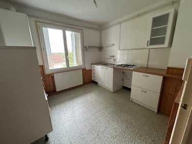 Location appartement Buellas 01310 Ain 40 m2 2 pièces 420 euros