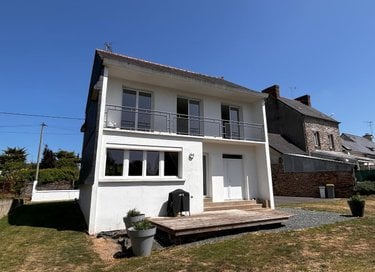 Location maison Guer 56380 Morbihan 100 m2 5 pièces 866 euros