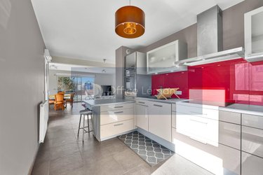 Appartement a vendre Ferney-Voltaire 01210 Ain 89 m2  495000 euros