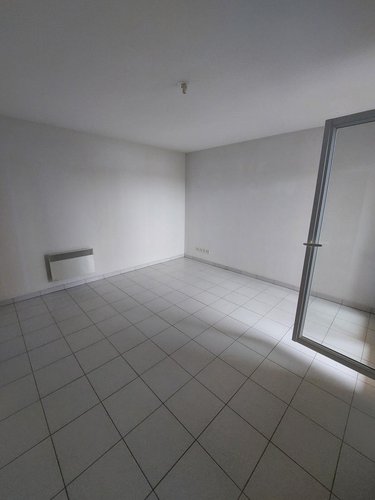 Location appartement Cambrai 59400 Nord 42 m2  590 euros