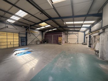 Garage et parking a vendre Doullens 80600 Somme 770 m2  239200 euros
