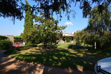 Viager maison Mozac 63200 Puy-de-Dôme 205 m2 9 pièces 70000 euros