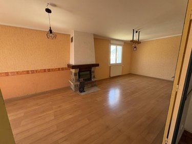 Location maison Meslay-du-Maine 53170 Mayenne 120 m2 8 pièces 630 euros