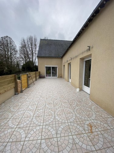 Location maison Bouchamps-lès-Craon 53800 Mayenne 216 m2  750 euros