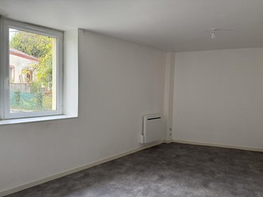 Immeuble a vendre Chemillé-en-Anjou 49120 Maine-et-Loire 210 m2  209600 euros