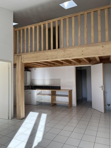 Location appartement Pierrelatte 26700 Drôme 64 m2 3 pièces 665 euros