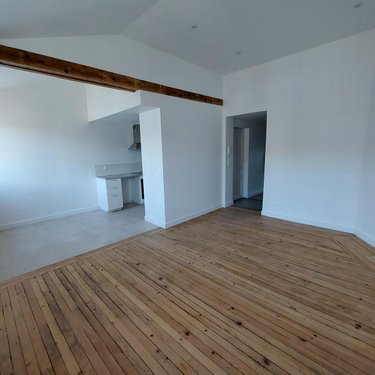 Location appartement Reims 51100 Marne 43 m2 2 pièces 740 euros