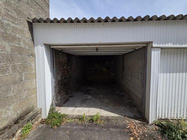Garage et parking a vendre Ploemeur 56270 Morbihan 15 m2  40000 euros