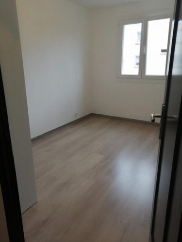 Location appartement Dole 39100 Jura 55 m2 3 pièces 710 euros