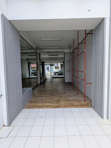 Fonds et murs commerciaux a vendre Vire-Normandie 14500 Calvados 58 m2  72760 euros