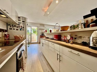 Appartement a vendre Marseille 8e Arrondissement 13008 Bouches-du-Rhône 66 m2 3 pièces 372000 euros