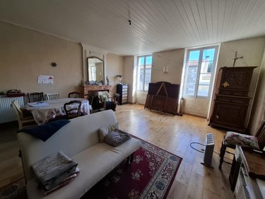Maison a vendre Préguillac 17460 Charente-Maritime 157 m2 6 pièces 167872 euros