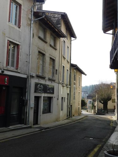 Appartement a vendre Poncin 01450 Ain 57 m2  60000 euros