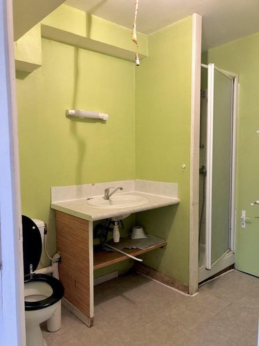 Immeuble a vendre Crosmières 72200 Sarthe 114 m2  105000 euros