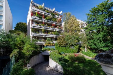 Garage et parking a vendre Neuilly-sur-Seine 92200 Hauts-de-Seine 12 m2  42500 euros