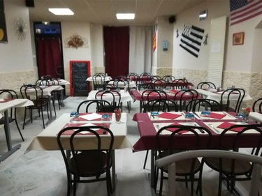 Fonds et murs commerciaux a vendre Saint-James 50240 Manche 1 m2  90490 euros