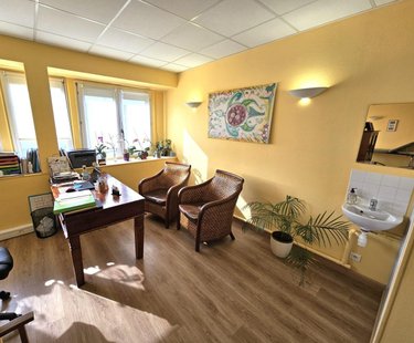 Fonds et murs commerciaux a vendre Troyes 10000 Aube 182 m2  239200 euros