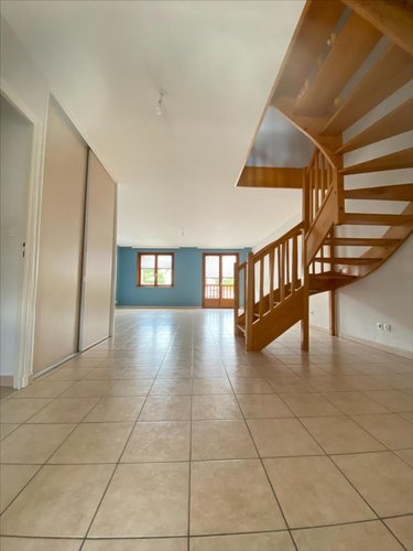 Location appartement Ambérieu-en-Bugey 01500 Ain 125 m2 4 pièces 1256 euros