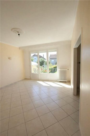 Location maison Vendôme 41100 Loir-et-Cher 73 m2 3 pièces 740 euros