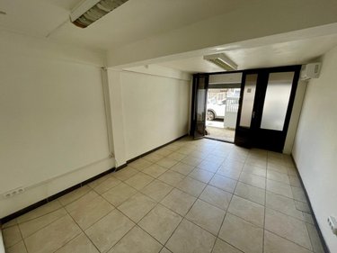 Fonds et murs commerciaux a vendre Saint-Denis 97400 Réunion 46 m2  192000 euros