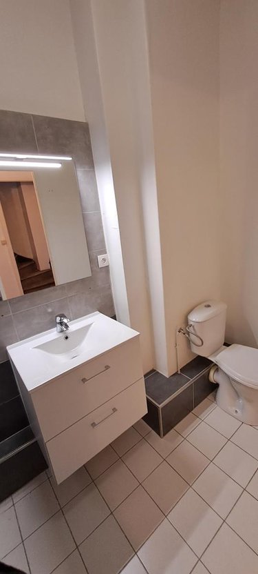 Location maison Camon 80450 Somme 64 m2  700 euros