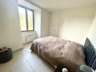 Appartement a vendre Serverette 48700 Lozère 75 m2  117000 euros