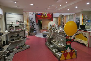 Immeuble a vendre Bourges 18000 Cher 310 m2  374400 euros